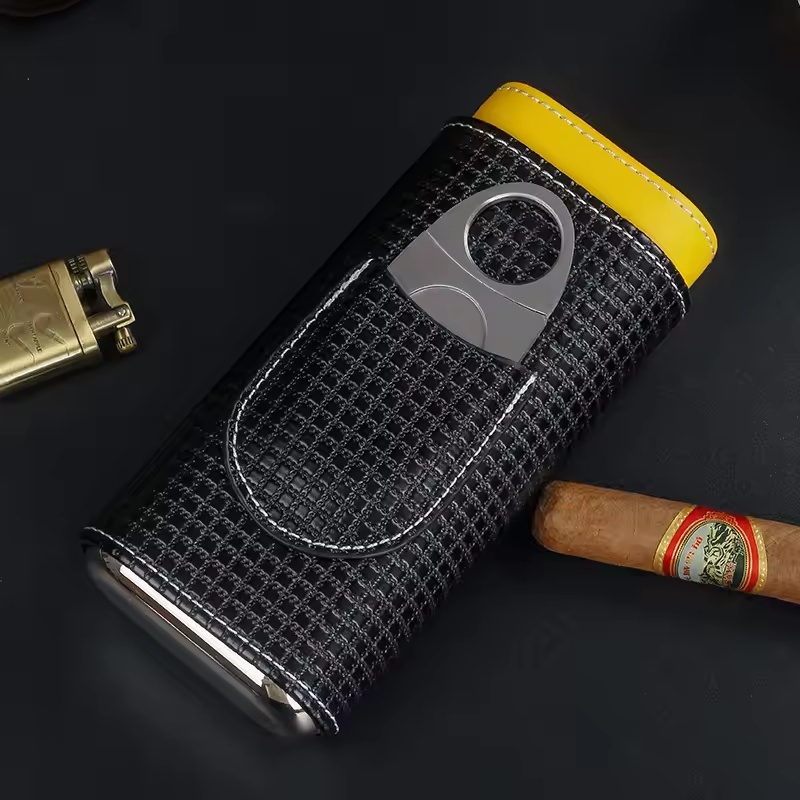 Cigar Cutter Set - กล่องเก็บซิการ์แบบพกพา ทำจากหนัง บุไม้ซีดาร์ พร้อมที่ตัดซิการ์สแตนเลส สำหรับเดินทาง บรรจุซิการ์ได้
